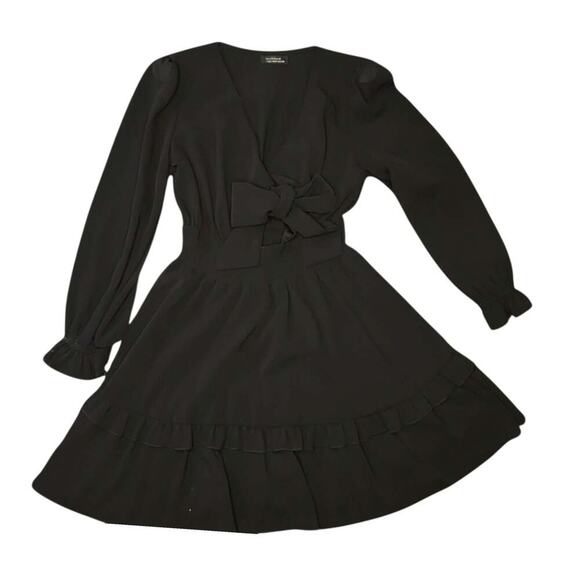 Stradivarius Dresses & Skirts - Stradivarius Black Long Sleeve Mini Dress with Bow Detail - Size S